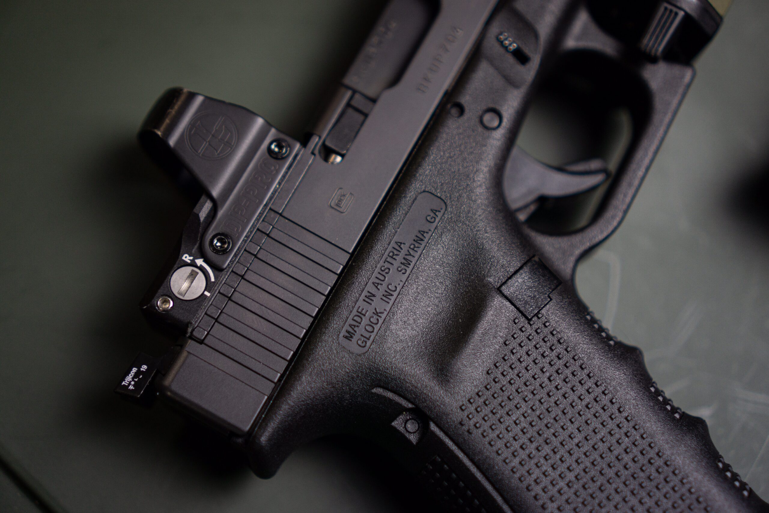 The Glock 17 Gen 4 MOS - A Gun For All