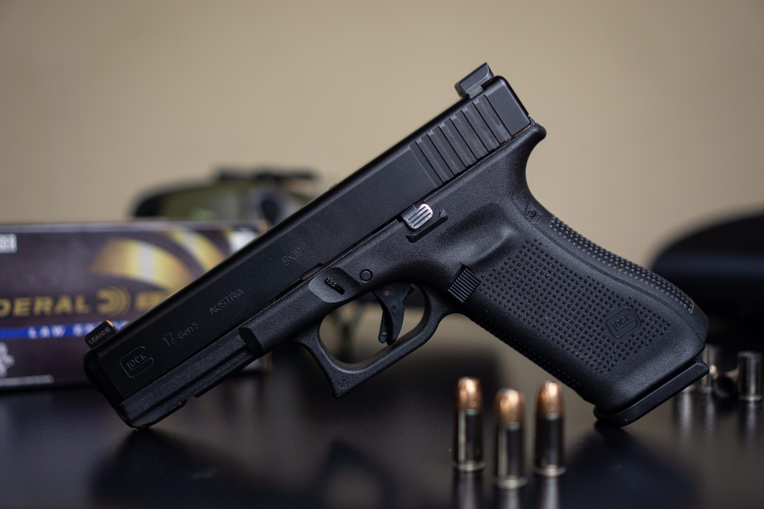 A cop reviews the Gen5 Glock 17